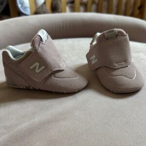 New Balance Kids Pink Crib Walkers